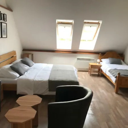 Apartman V Podkrovi *